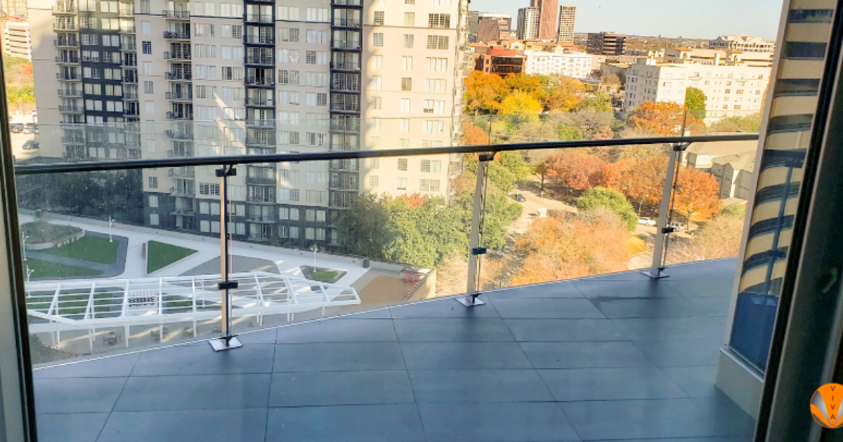 Deck Glass Railing Ideas: Stylish Design Inspiration | VIVA Railings