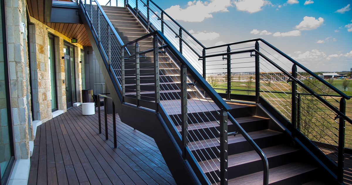 How to Install Deck Railing: Step-by-Step Guide | VIVA Railings