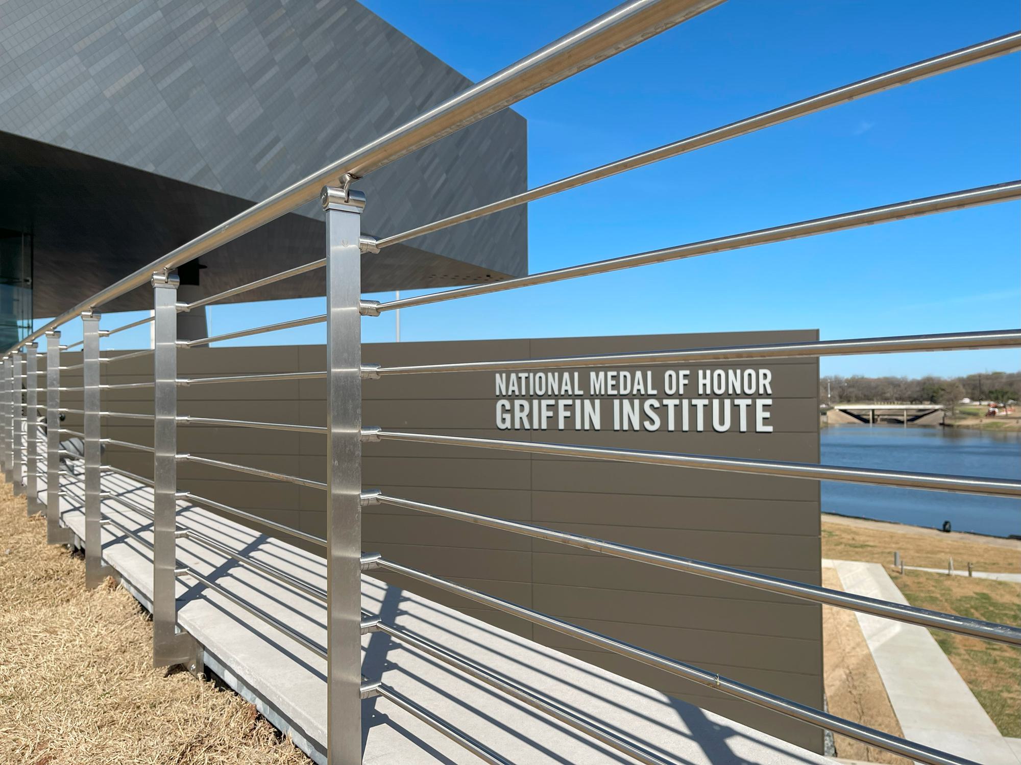 SHOE Structural Glass Railing System