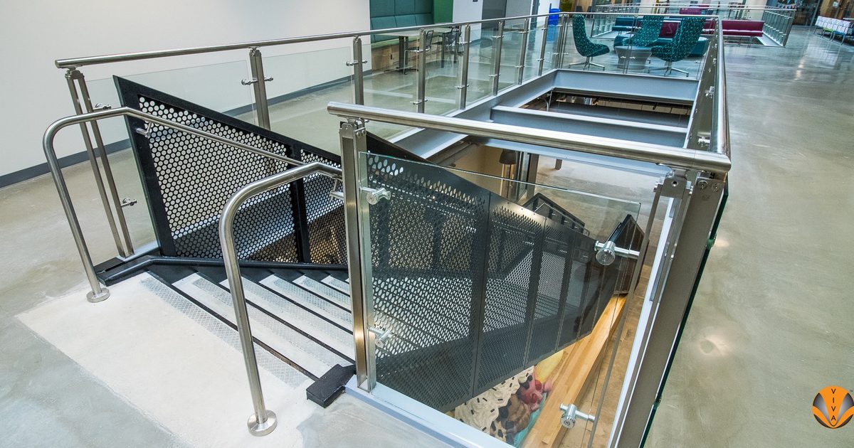 Blade Railing System Post Glass Railing System | BLADE™ by VIVA Railings -… | VIVA Railings