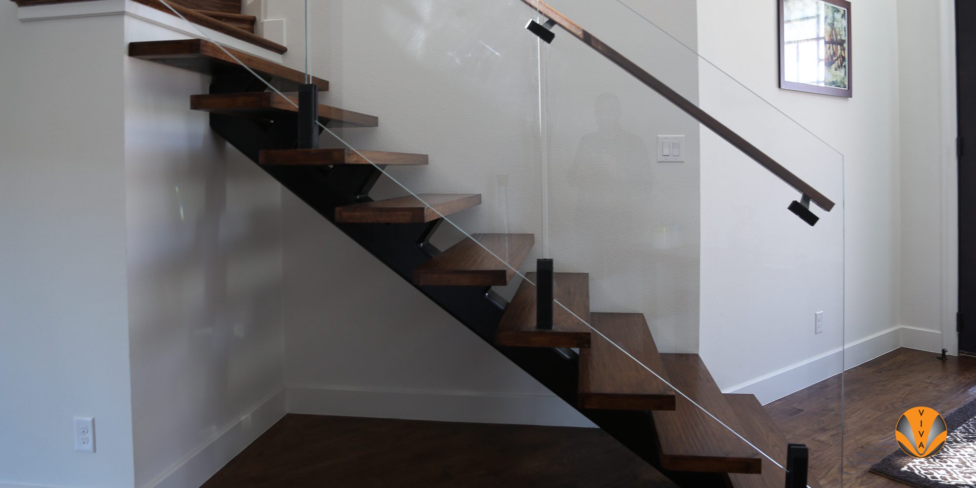 Viewing Point Railing Powder Coated Point Supported Railing - VISIO |… | VIVA Railings
