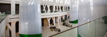 SHOE GLASS RAILING SYSETM BAYLOR HURD WELCOME CENTER 5 of 16