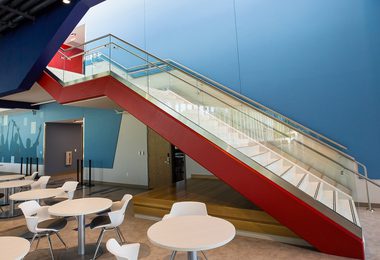 DALLAS COLLEGE CEDAR VALLEY SHOE GLASS WITH LED HANDRAIL IRAIL 2 of 18