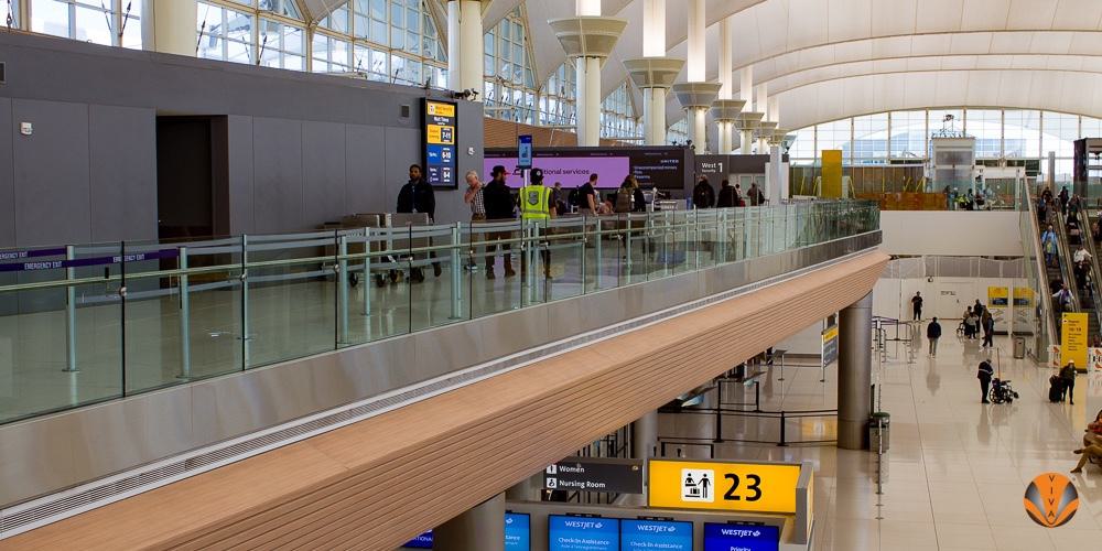 Retail & Mixed-Use Glass Guardrail
