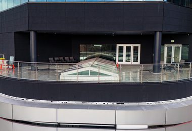 GLASS RAILING SYSTEM CIRCA PORSCHE SHOWROOM 20 of 21