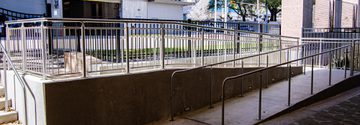 VERTICAL PICKET RAILING CIRCA EMPLOYEE RETIREMENT SYSTEM OF TEXAS 01 of 24
