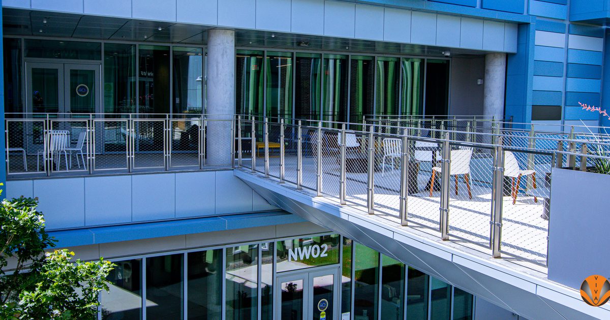 Tccd Math Building Tarrant County College NW Campus - CUSTOM CABLENET | VIVA Railings