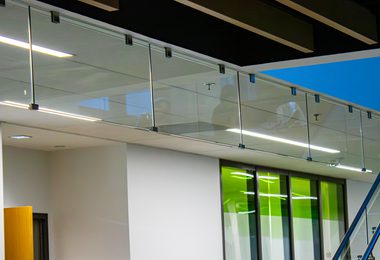 SMOKE BAFFLE SYSTEM SBS SMOKE BARRIER UTD SCIENCE BUILDING 17 of 19