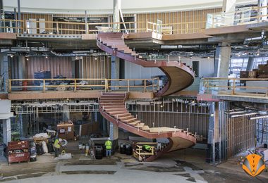 AA TRINITY CAMPUS SHOE GLASS RAILING 7 of 32