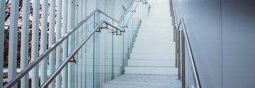 VIEW Glass Railing System